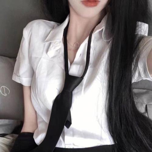 嘘，国王在冬眠